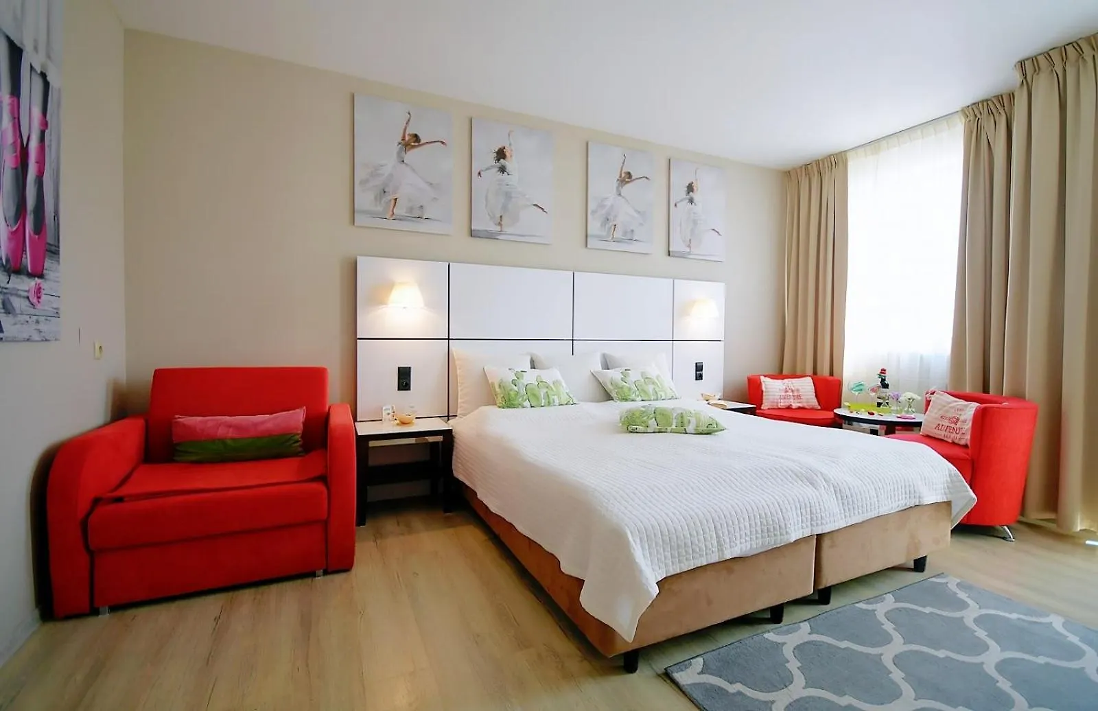 Diwa Hotel: Private Apartment in Kolobrzeg Resort Area with AC and Parking